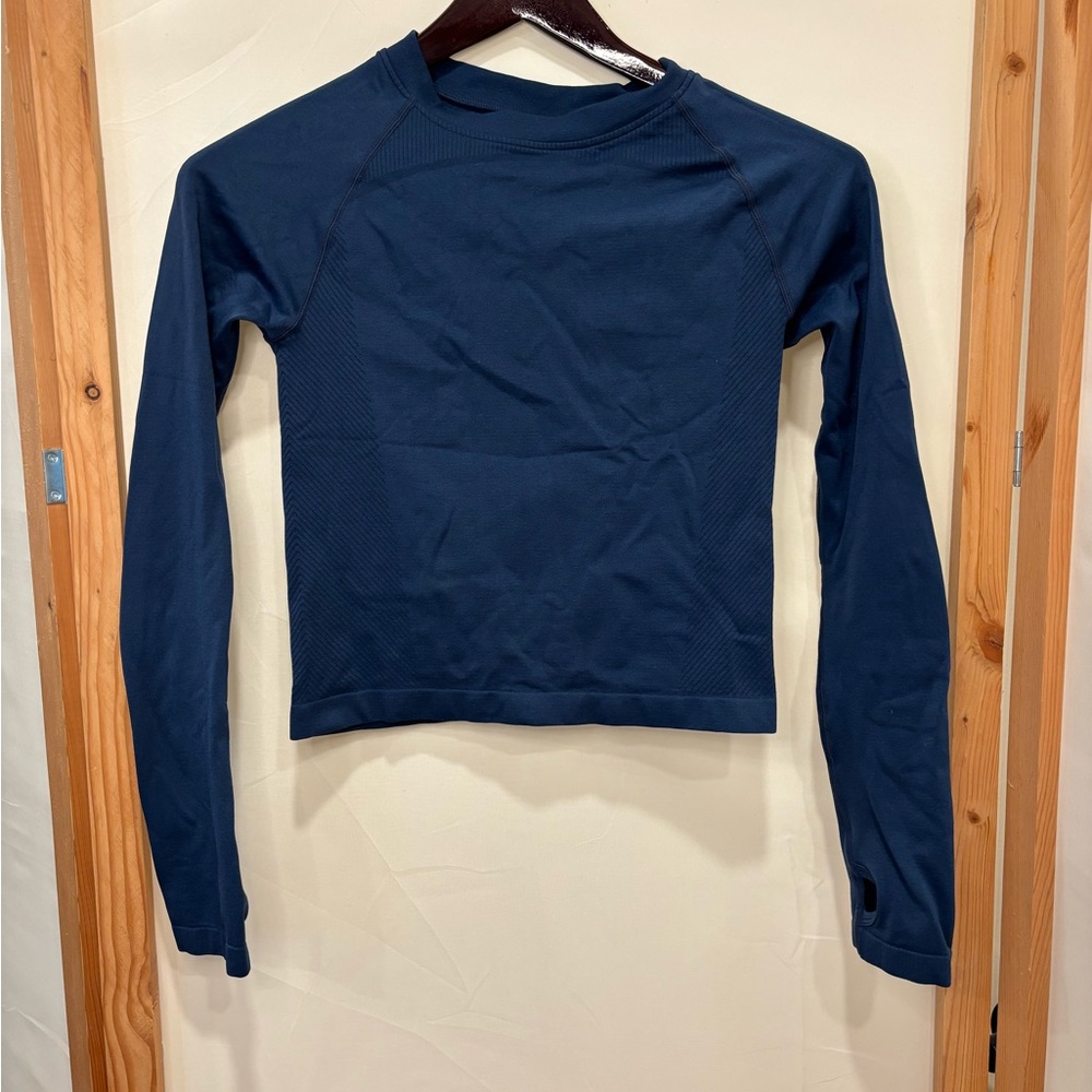 ❤️‍🔥4/$28 deal❤️‍🔥Navy Long Sleeve Athletic Top